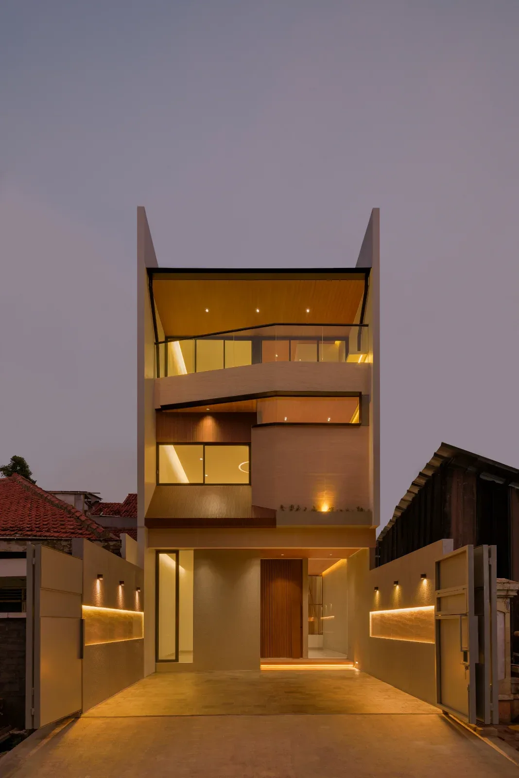 Joyglo Tebet Barat